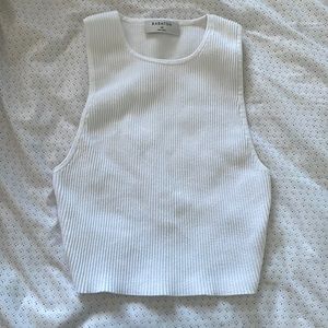 Aritzia Babaton Sculpt Knot Racer Tank